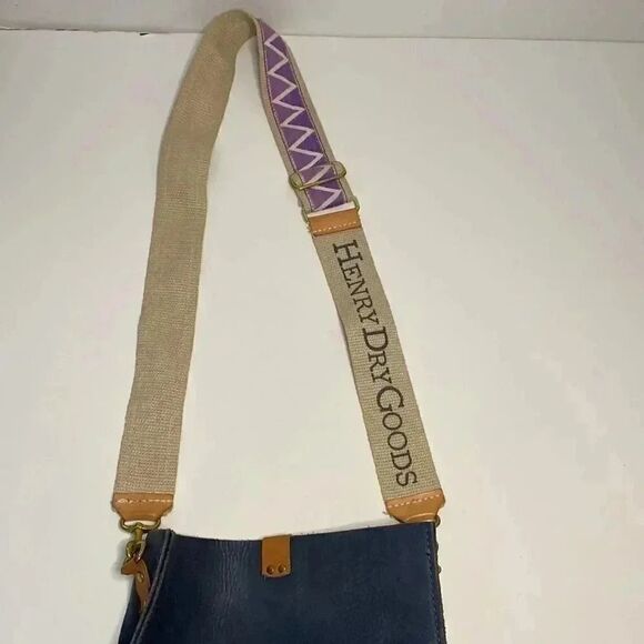 Henry Dry Goods Crossbody  - Picture 2 of 9
